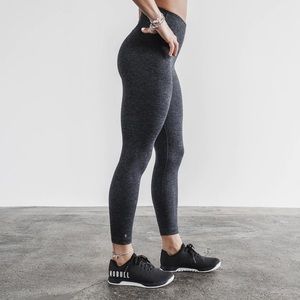 NoBull Project Tight